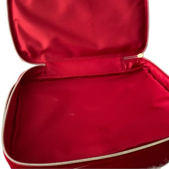 Estee Lauder Luxurious Red Velvet Makeup/Cosmetics Box Bag with Bow - Picture 5 of 7
